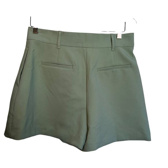 Zara Pleated Trouser Shorts Sage Green Tailored Preppy Old Money Coastal Size M - Picture 2 of 9